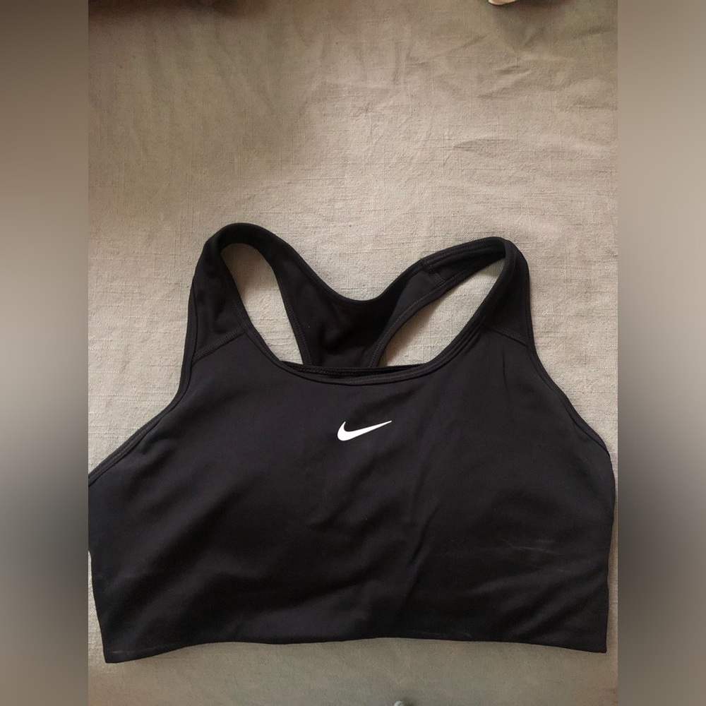 Black, Nike
